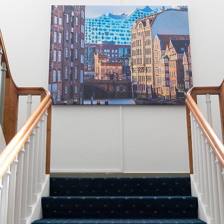 Cityhotel ユルツェン エクステリア 写真